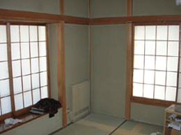 H 邸 Before