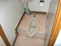 トイレリフォーム工事 Before