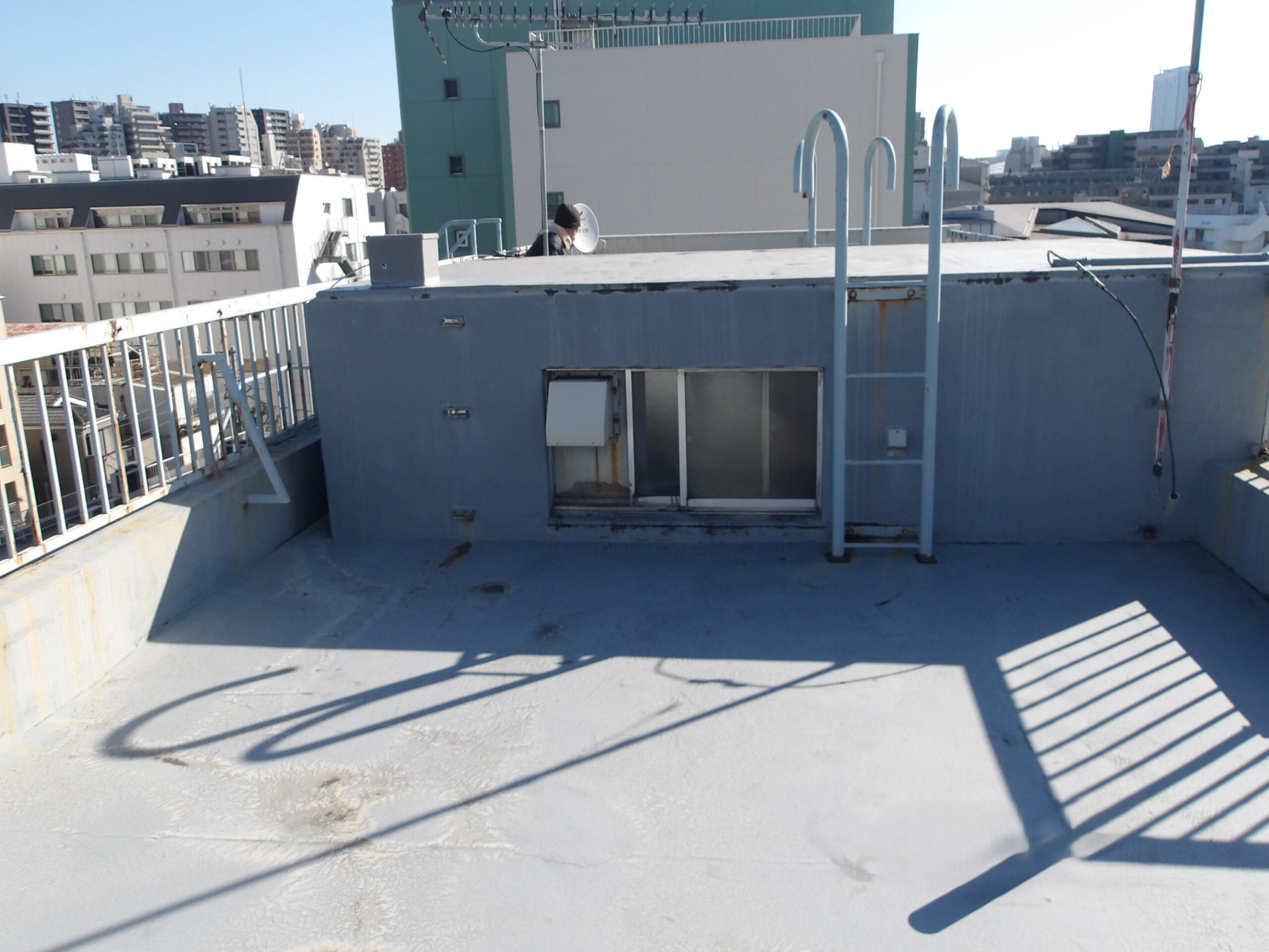 屋根・外装塗装（Kマンション） Before